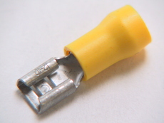 Universal Kabelsko, gul, isol. 4-6 mm.
